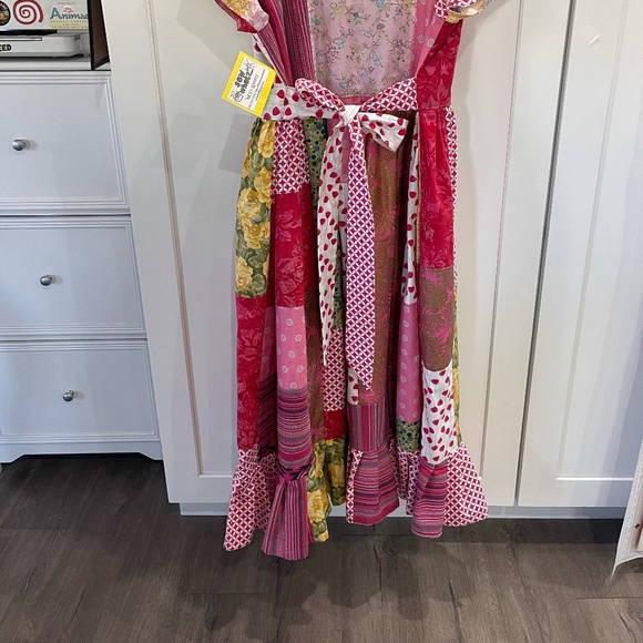 Pink Tea Towel Dress: Patisserie (Parisian Bake Shop) - Picture 6 of 11